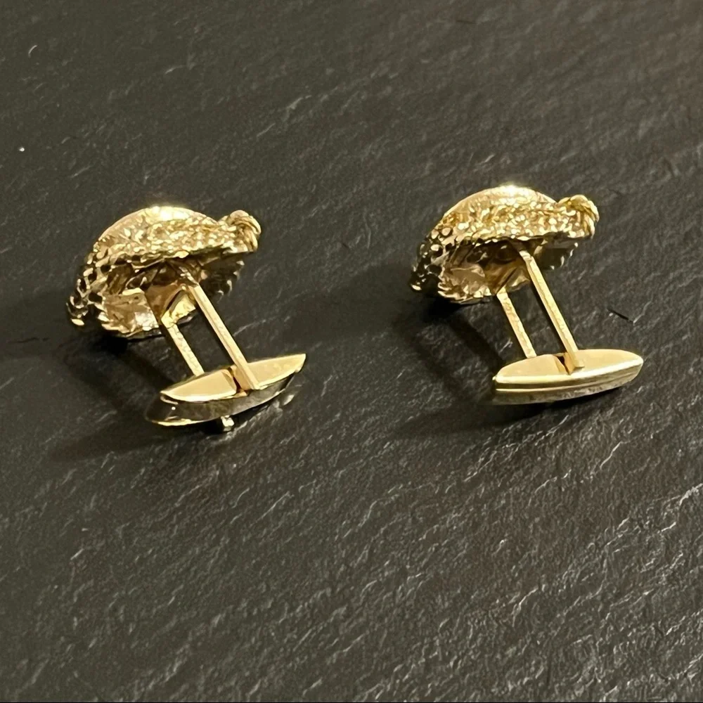 Vintage Gold Tone Cowboy Hat Rope Western Theme Cufflinks